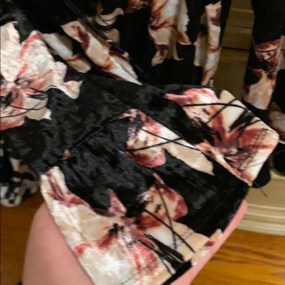Velvet Romper - Picture 4 of 5
